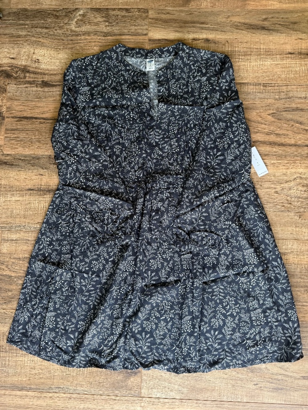 Old Navy Long Sleeve Botanical Print Tunic Top